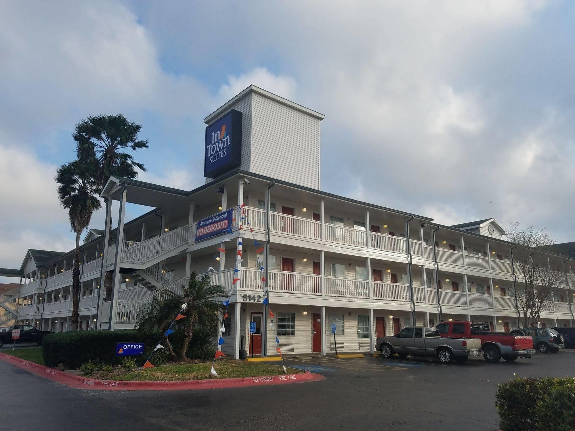 Intown Suites Extended Stay Select Corpus Christi Tx Esterno foto