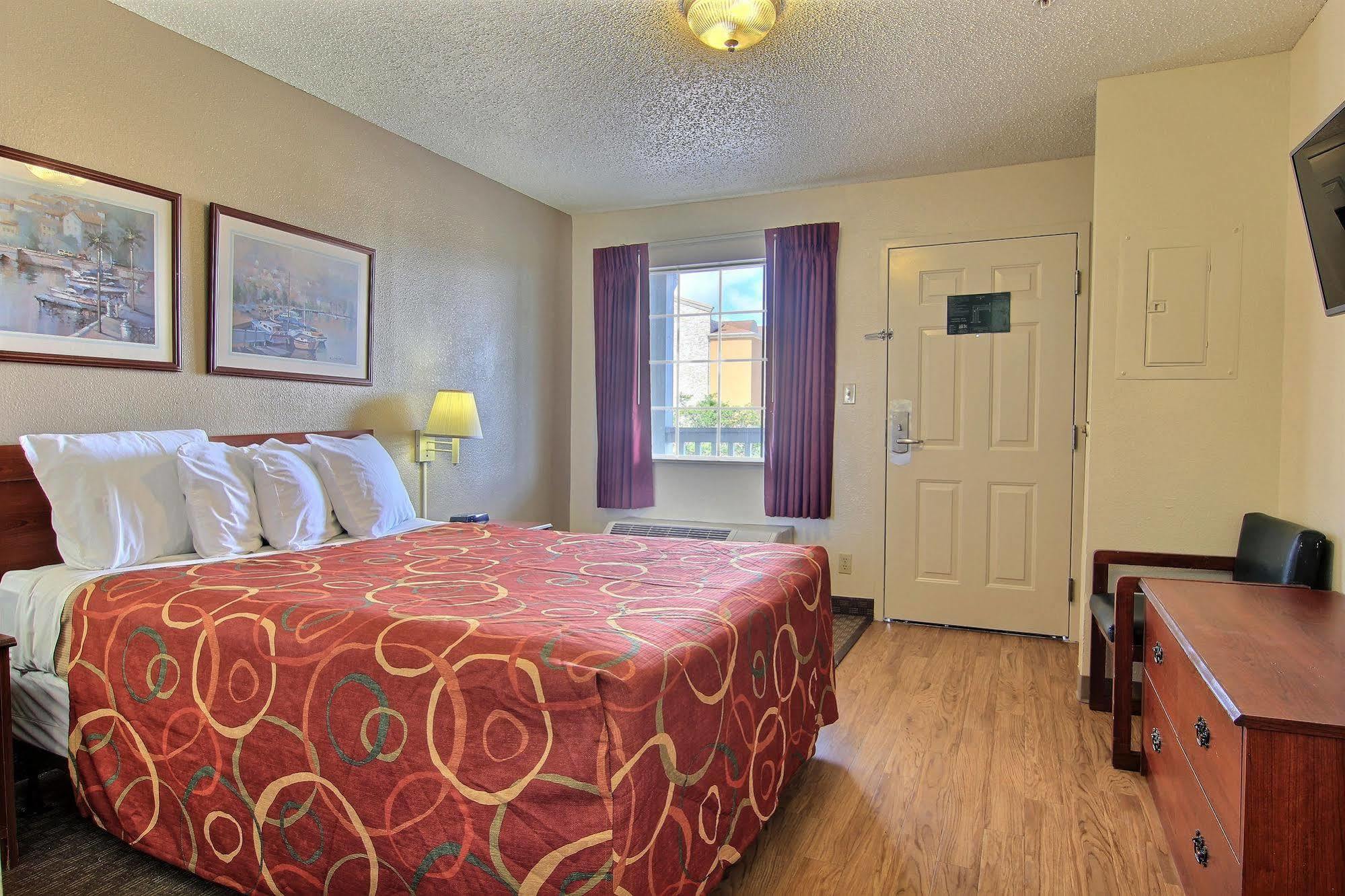 Intown Suites Extended Stay Select Corpus Christi Tx Esterno foto