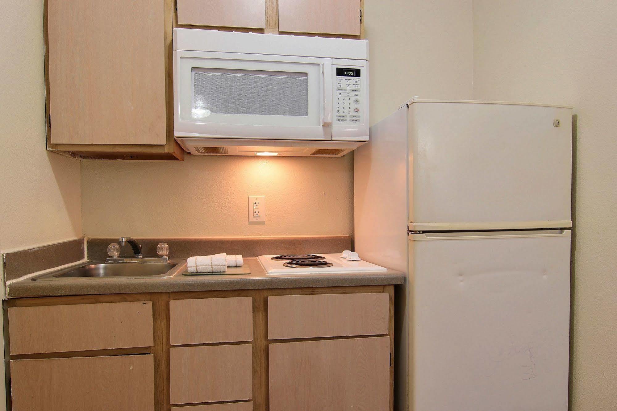 Intown Suites Extended Stay Select Corpus Christi Tx Esterno foto